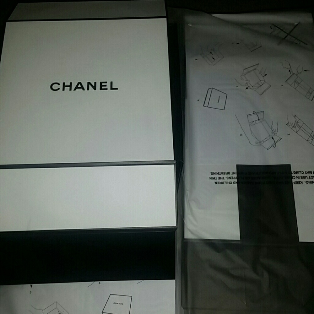 AUTHENTIC CHANEL BOX MENS