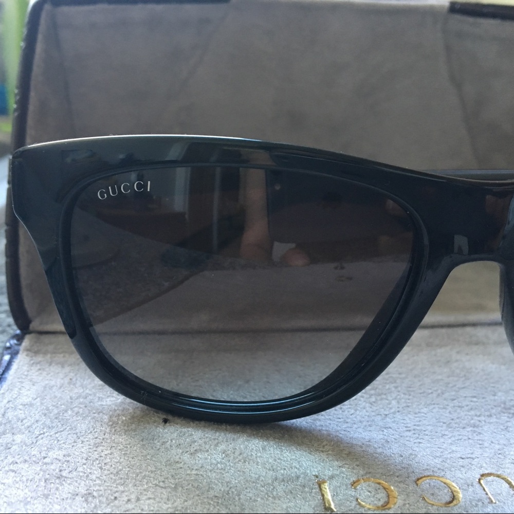 Gucci 🕶  🇮🇹 ☀️  "Bio Based"