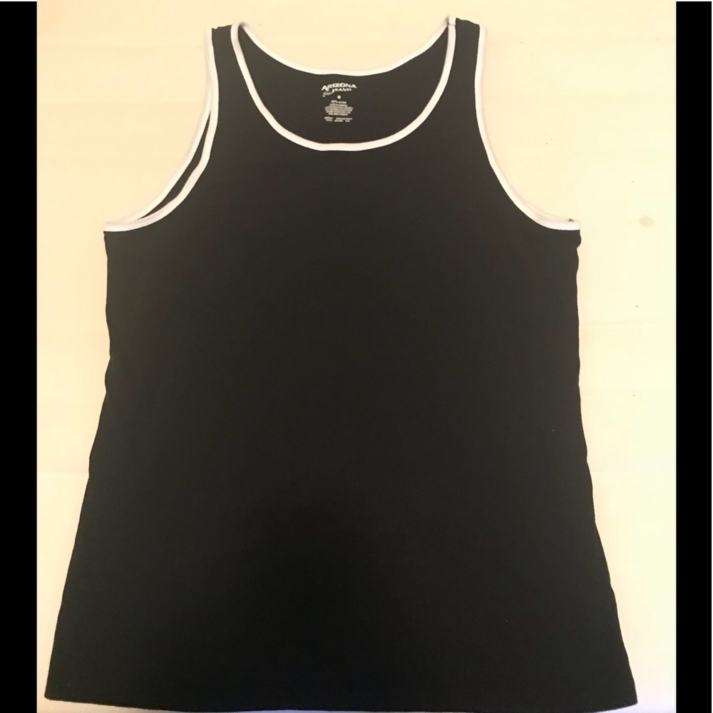 PLAIN BLACK TANK TOP