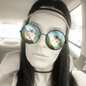 Meet your Posher, Kelly