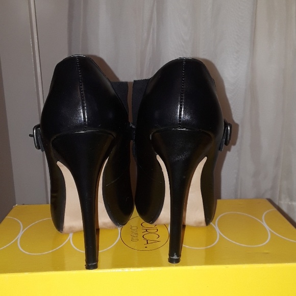 MAX STUDIO BOOTIES - Picture 6 of 7