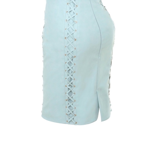 TORIOLAPOWDER BLUE VEGAN LEATHER PENCIL SKIRT - Picture 4 of 6