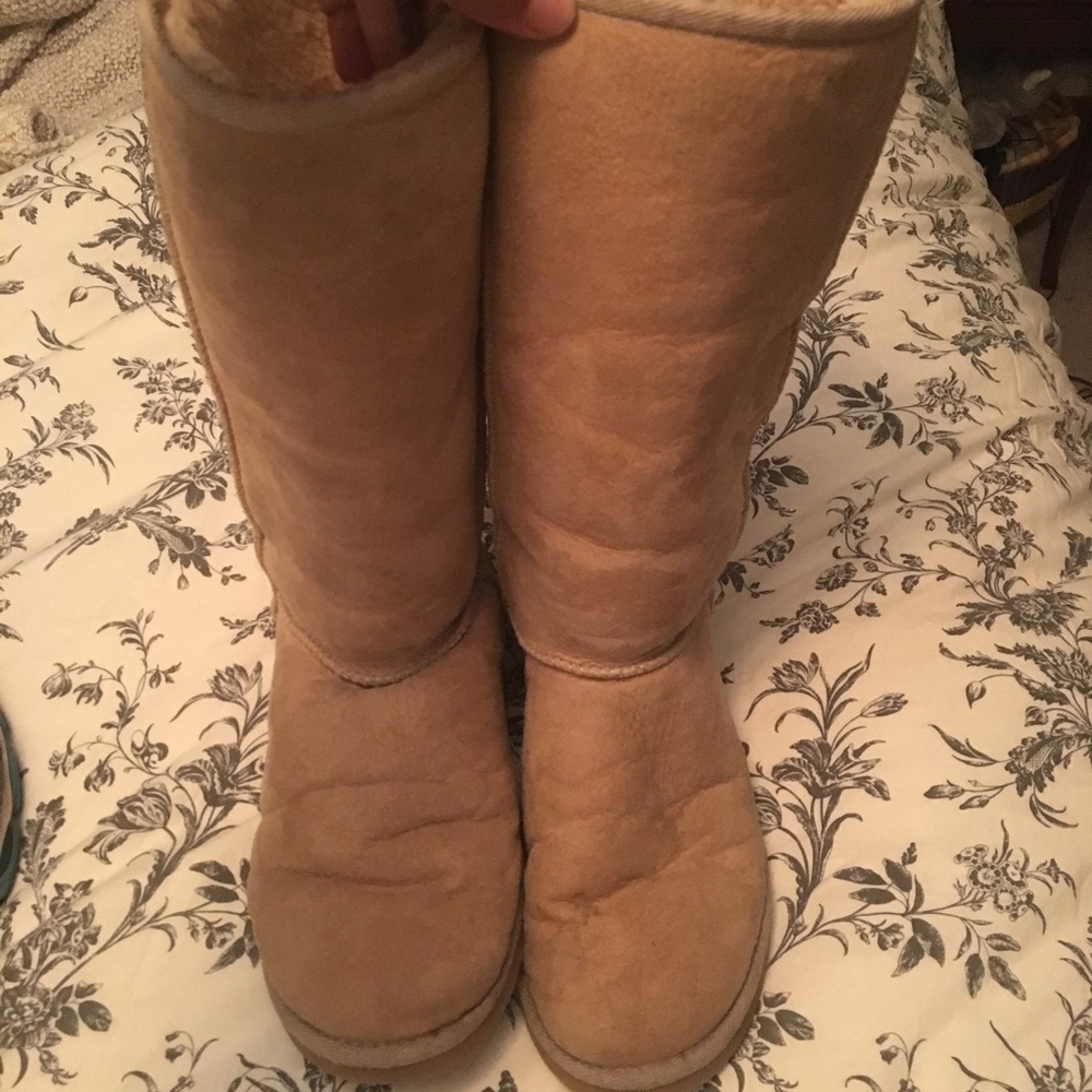 Tall ugg boots