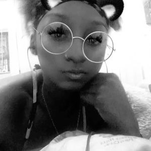 Meet your Posher, Izola