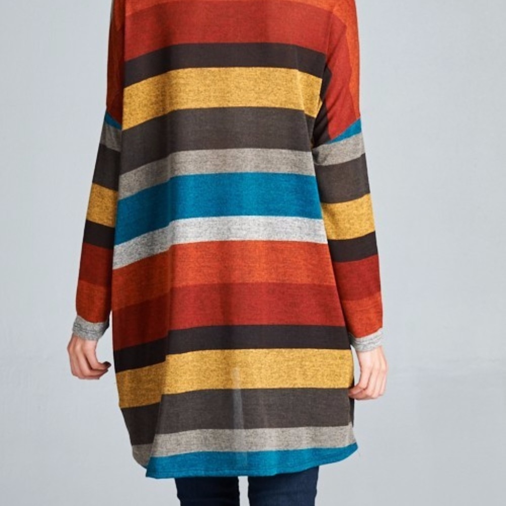 PLUS--RESTOCKED!! Striped Hacci High/Low Tunic Top - Picture 5 of 6