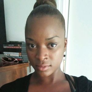 Meet your Posher, Iris