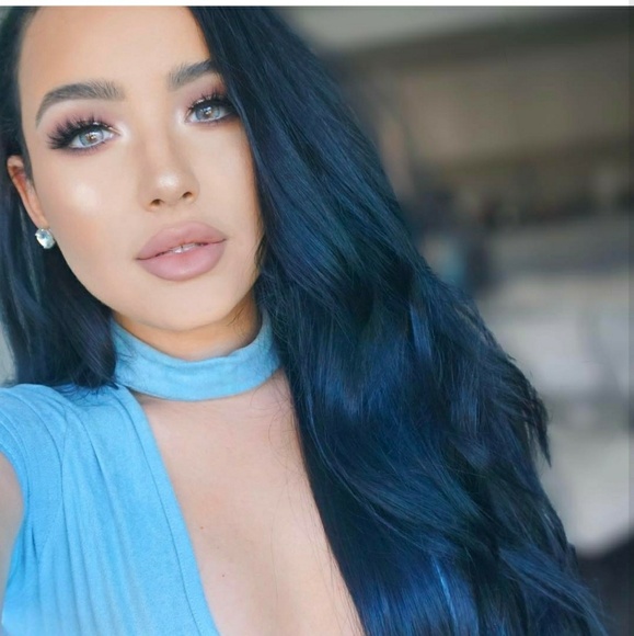 Bodywave Beauty Lacefront Wig 22-24inches