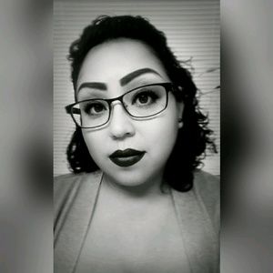 Meet your Posher, Lynn