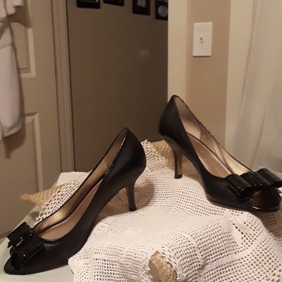 Ladies Heels - Picture 4 of 8