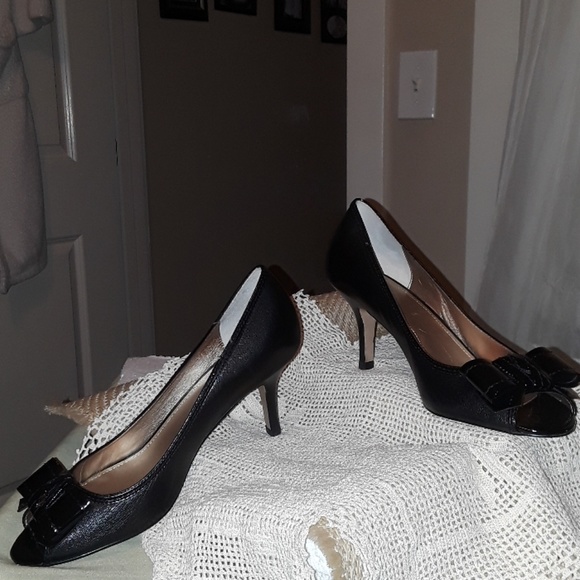 Ladies Heels - Picture 5 of 8