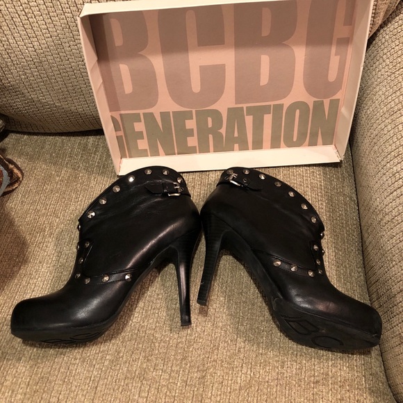 BCBG Studded Booties...Flossy - Picture 5 of 7