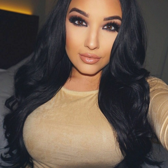 Bodywave Beauty Lacefront Wig 22-24inches