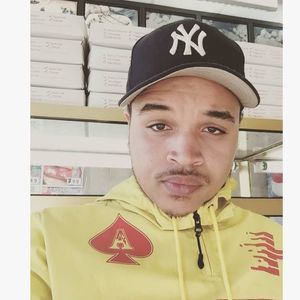 Meet your Posher, Stephen