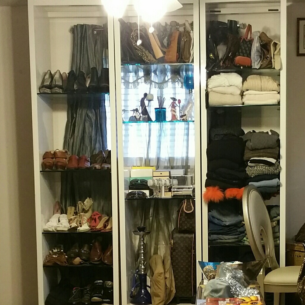 CLOSET  PURGE