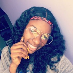 Meet your Posher, Dede