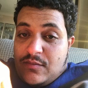 Meet your Posher, Nahom