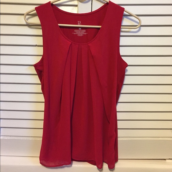 New York & Company Tops - NWOT NY&C Red blouse size small