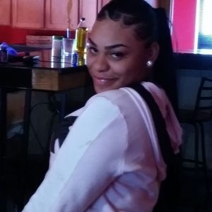 Meet your Posher, Rose