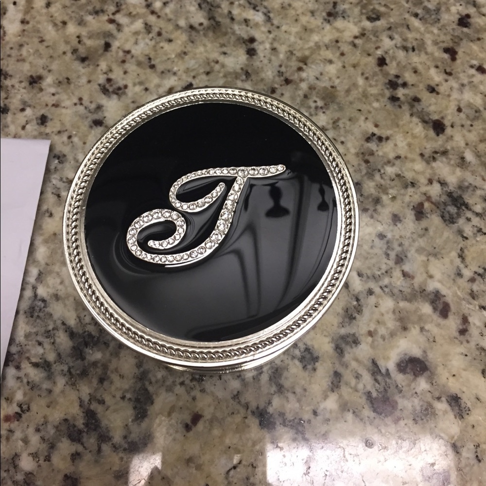 Bling Initial "T" jewelry box! brand new!