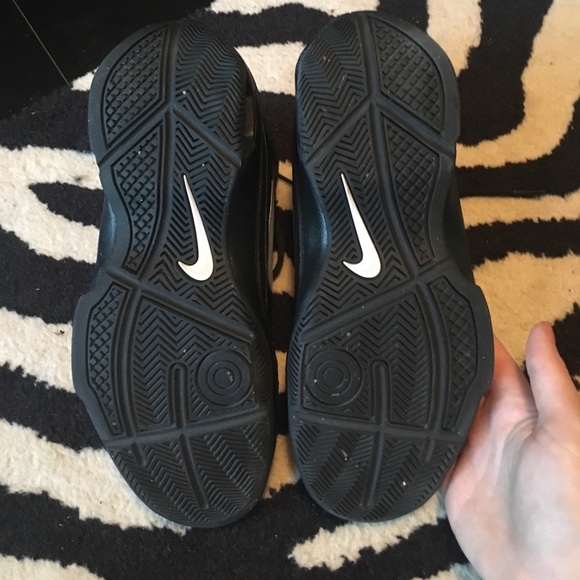 Nike basketball shoes - Picture 4 of 4