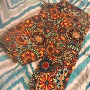 LulaRoe one size leggings