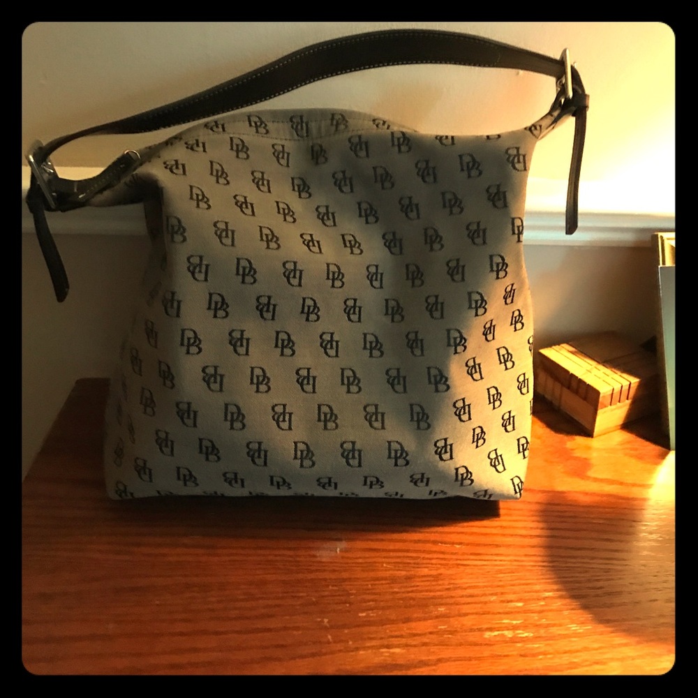 Dooney & Bourke bag