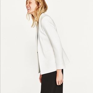 Zara White blazer. Brand new.