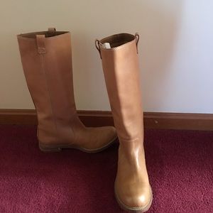Cole haan Braxton boot color ginger (nude/tan)