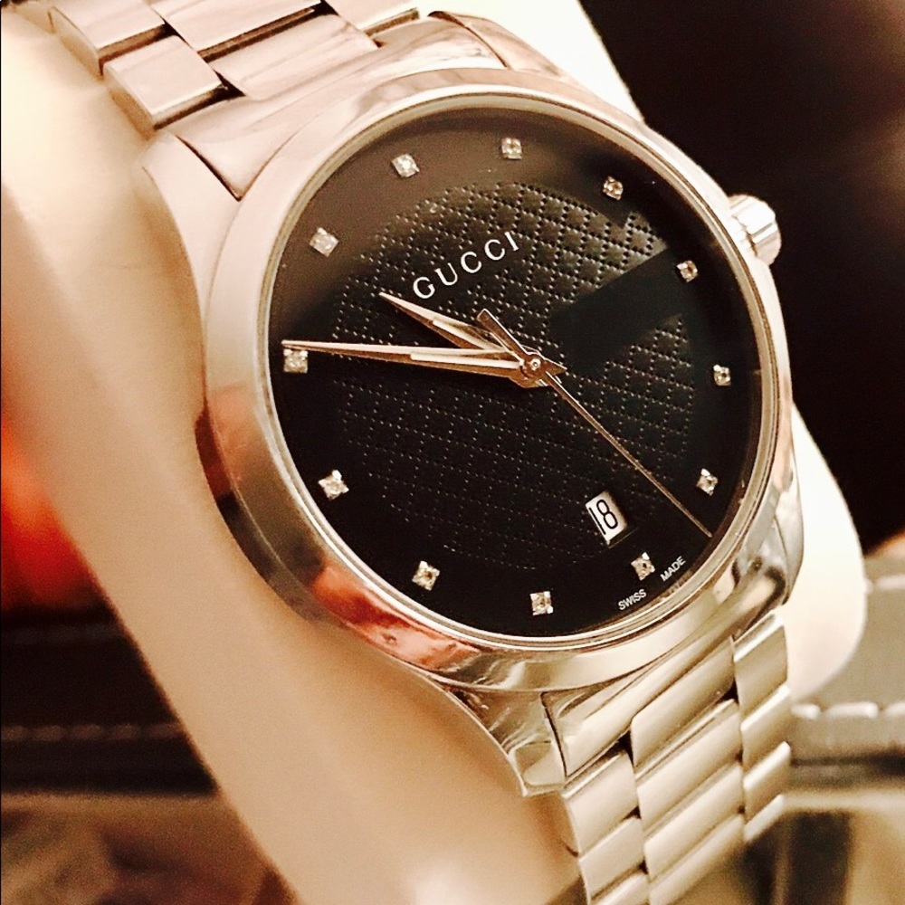 Gucci g timeless unisex watch