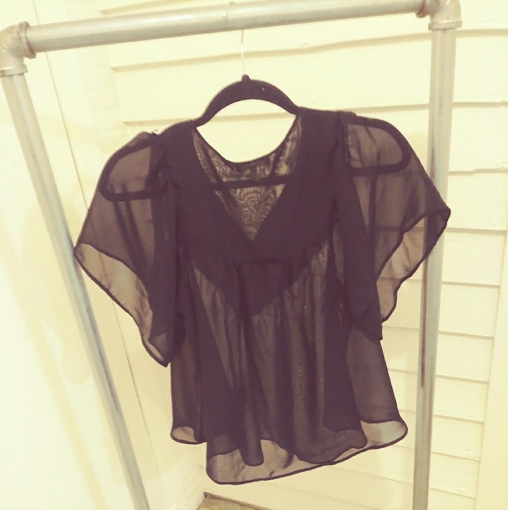 Francescas butterfly sleeve top - Picture 3 of 3