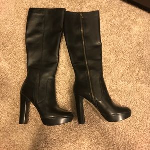 Michael Kors boots. Size 8.