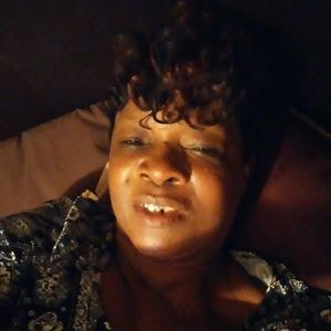 Meet your Posher, Bobbie