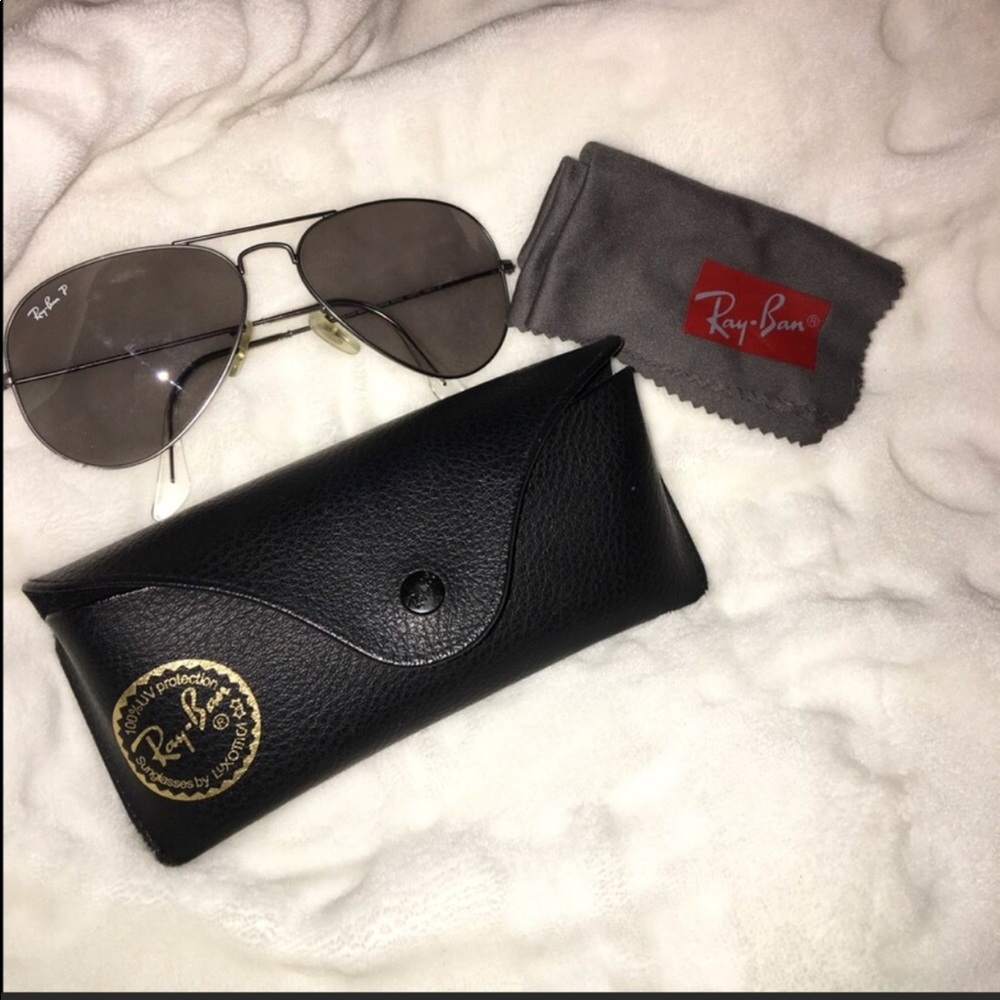 Black Ray Bans