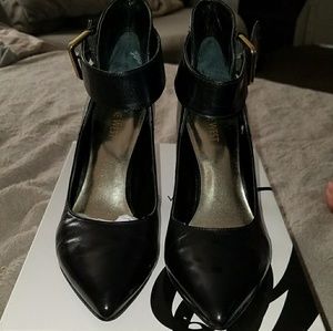 Nine West black mary jane pumps
