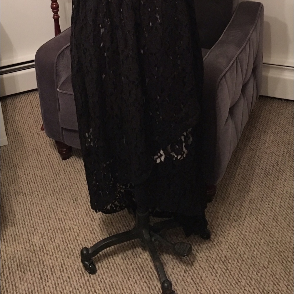SOLD 🚨💯Torrid Plus Size Glam Lace Dress ! - Picture 2 of 8