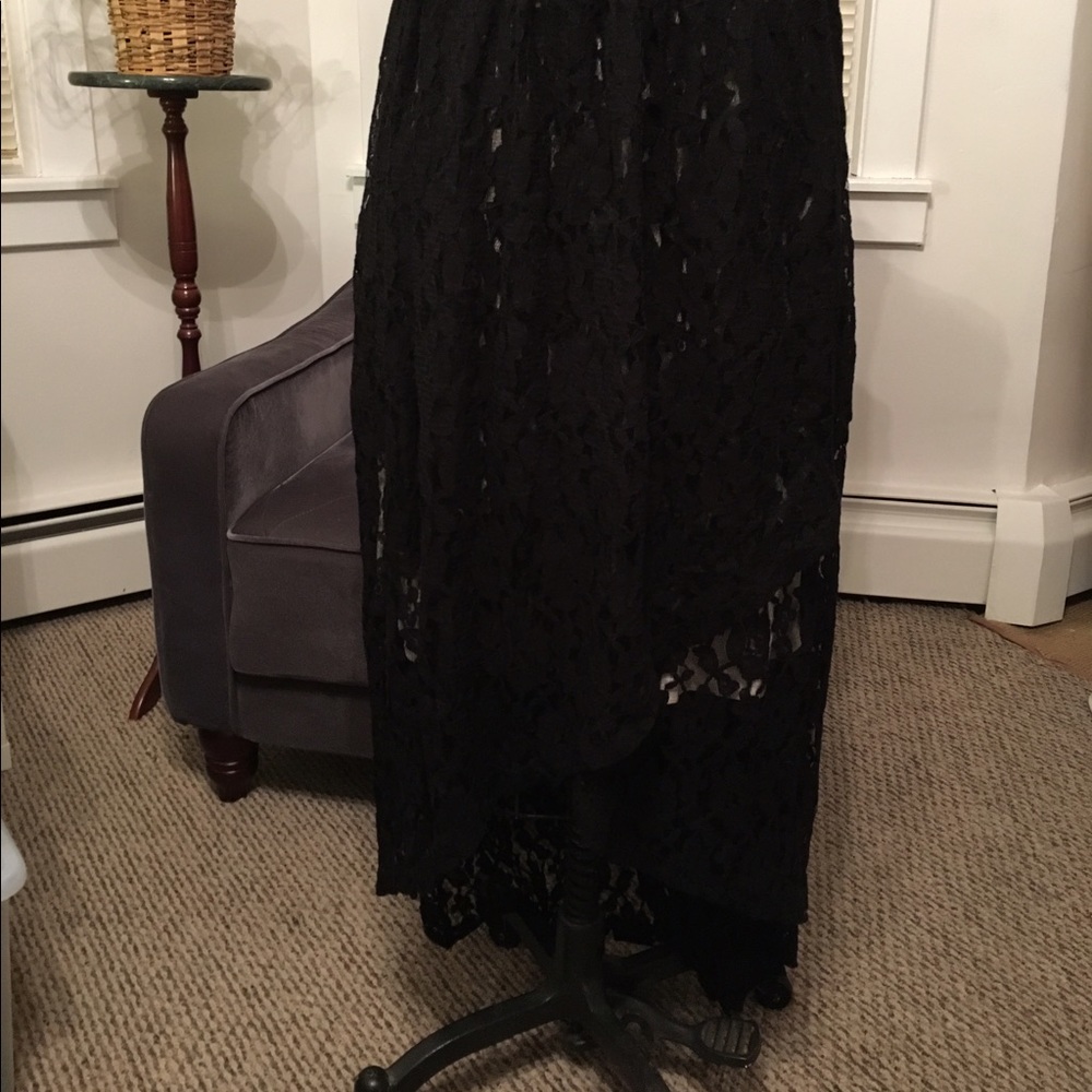SOLD 🚨💯Torrid Plus Size Glam Lace Dress ! - Picture 4 of 8