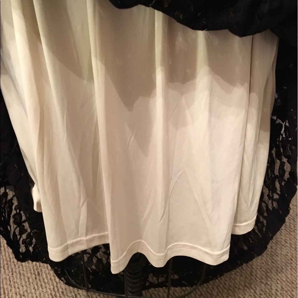 SOLD 🚨💯Torrid Plus Size Glam Lace Dress ! - Picture 6 of 8