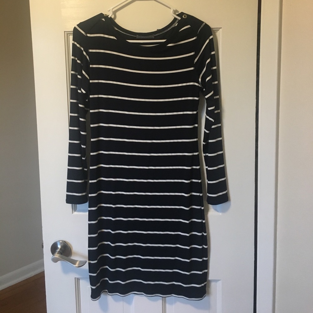 🎉SALE🎉 Striped long sleeve dress