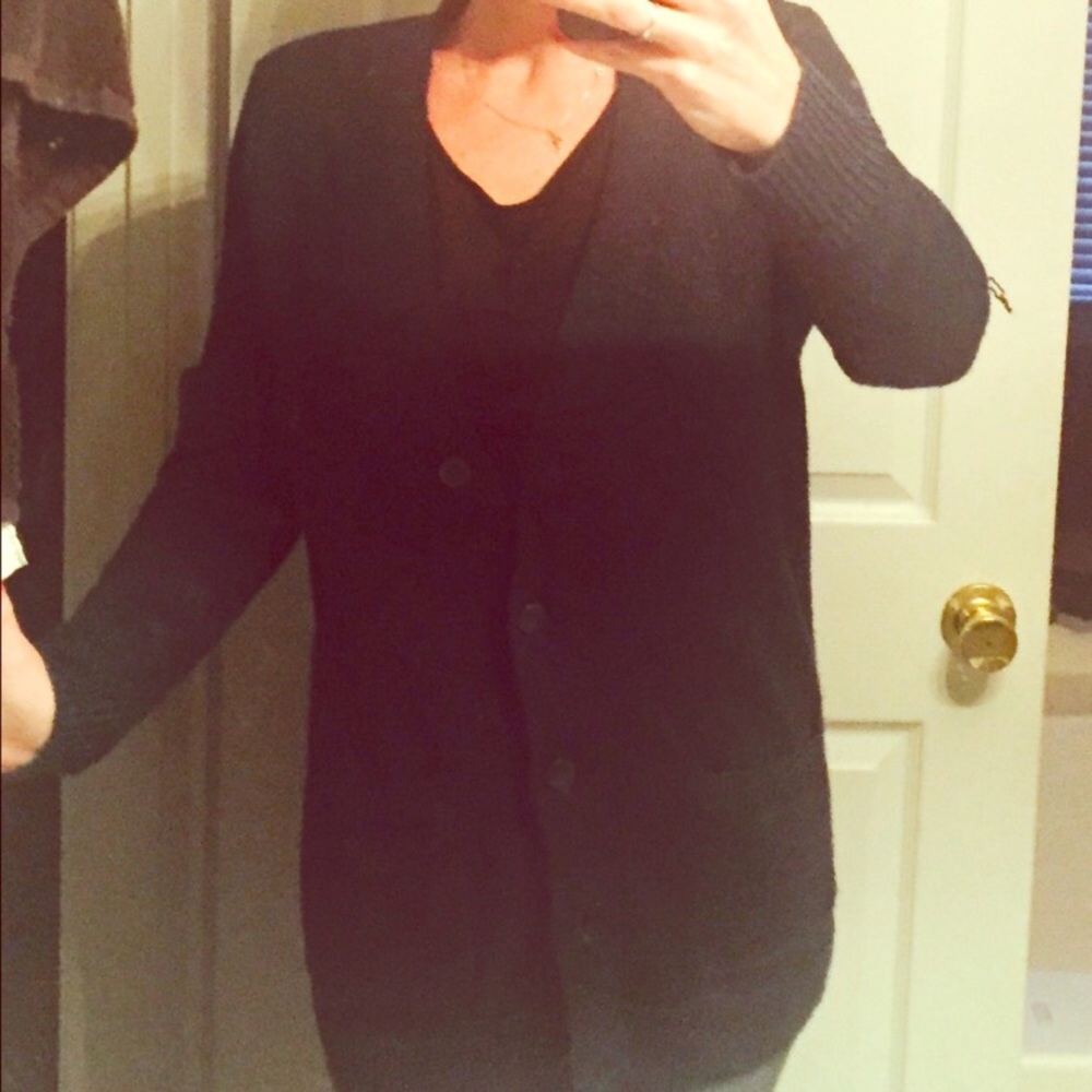 Gorgeous blue and black boyfriend sweater