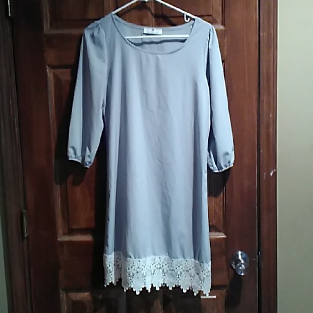 Very comfy white plum dress