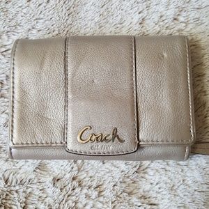 Coach Wallet 💯 Authentic