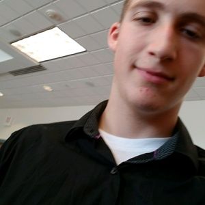 Meet your Posher, Collin