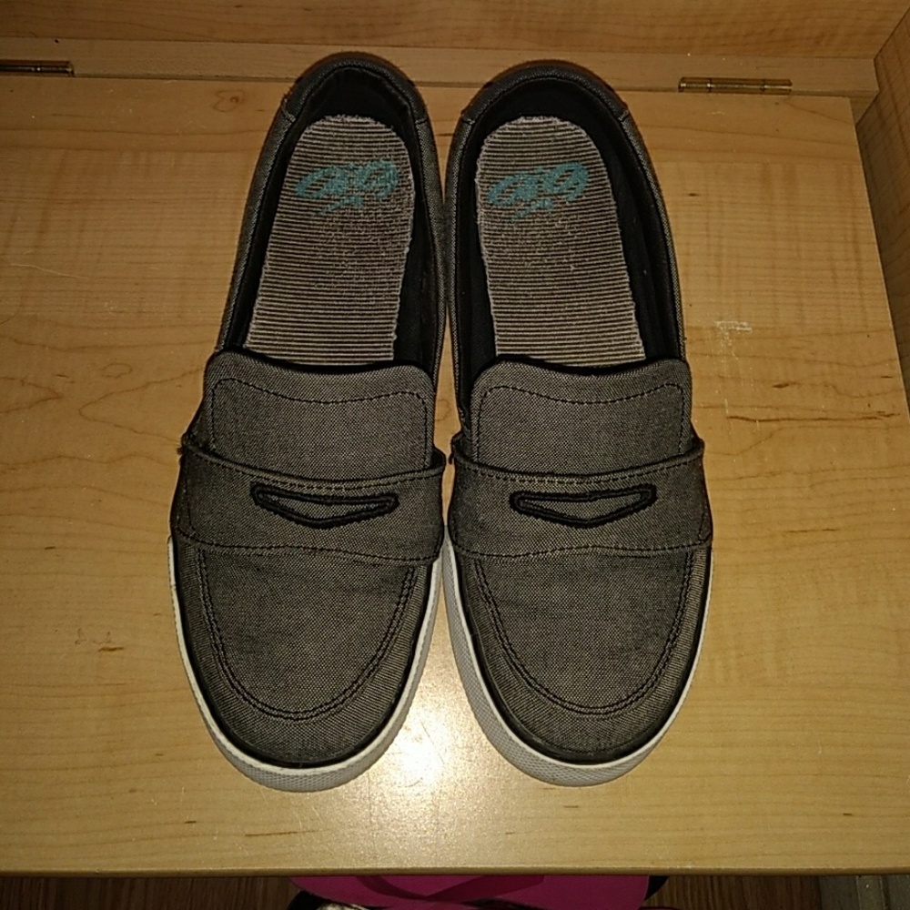 Nike slip on size 8 fits 8.5