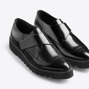 Vince Arden pointy toe flat