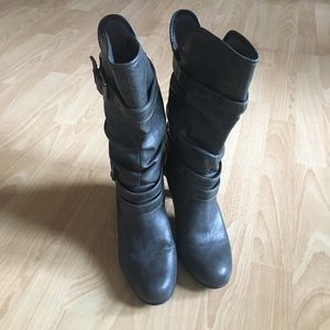 Slouch Heeled Boots