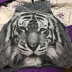 Lion short sleeve top