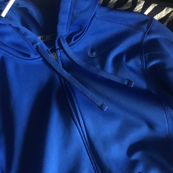Nike Jacket - Picture 2 of 3
