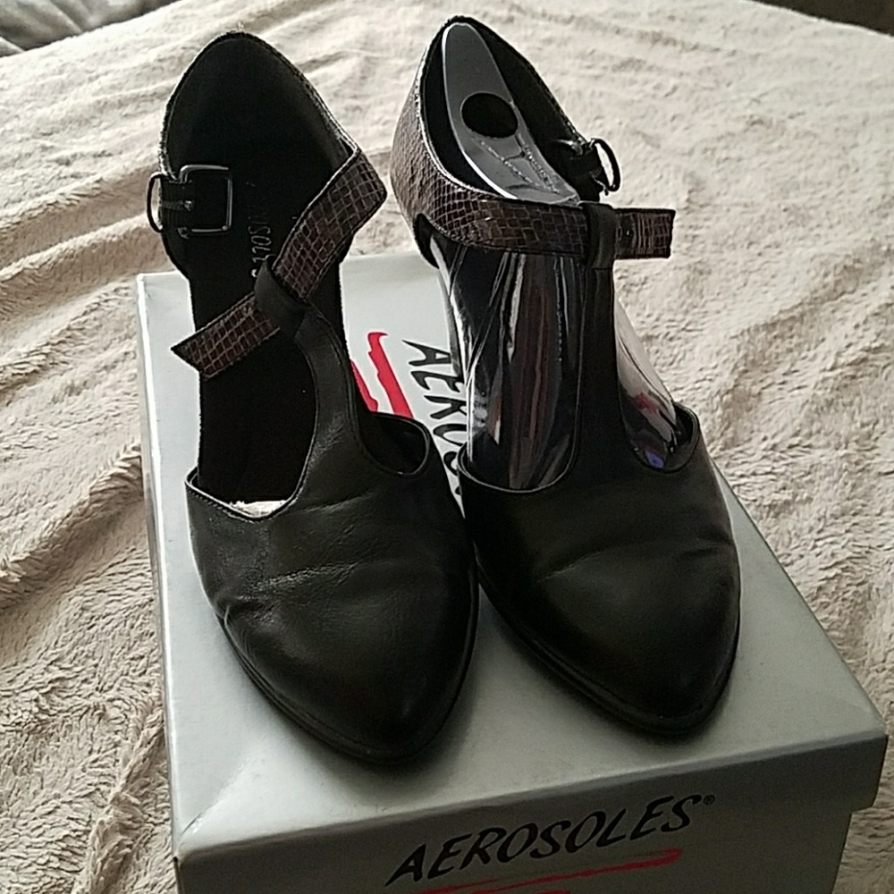 Mary Jane black heels