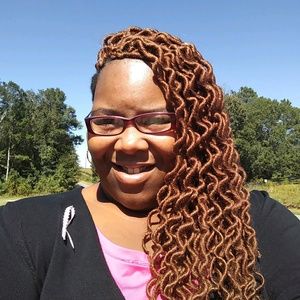 Meet your Posher, Christina