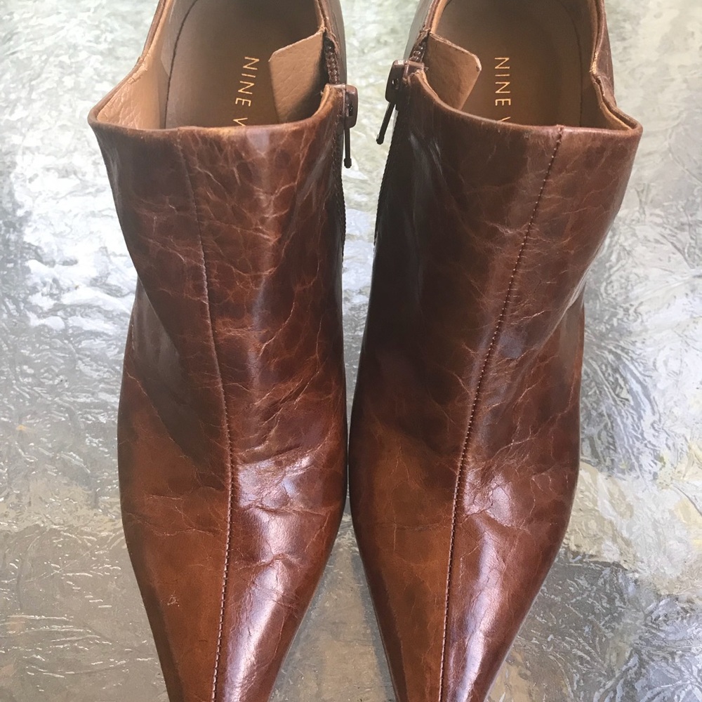 Nine West Brown Ankle Bootie Size 7 1/2 - Picture 3 of 6
